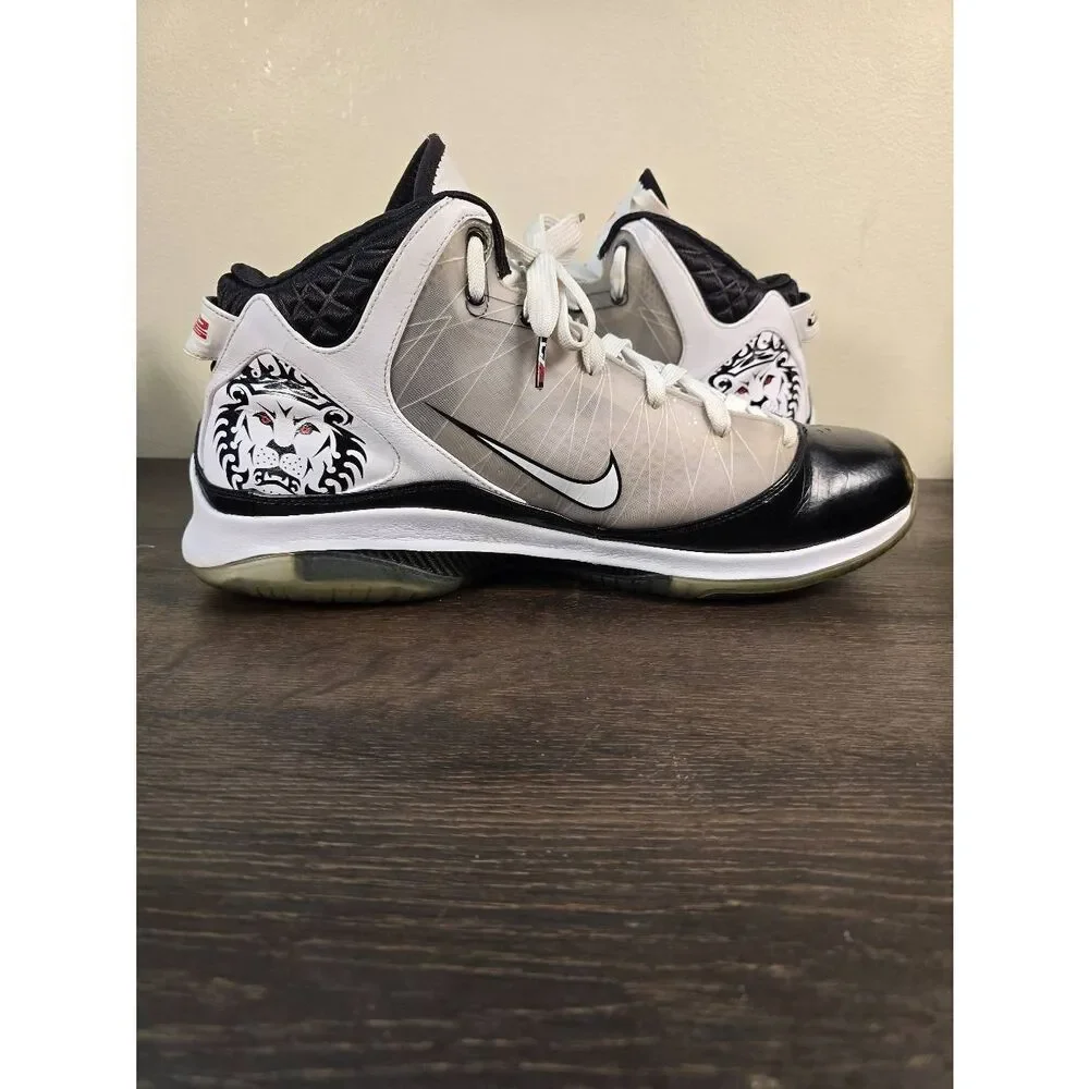 Nike Air Max Lebron 7 VII P.S. Playoff 2009 White Red Black 408758-101 Size 15